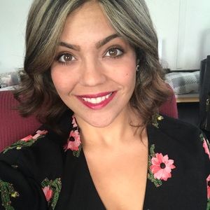 Meet your Posher, Stefani